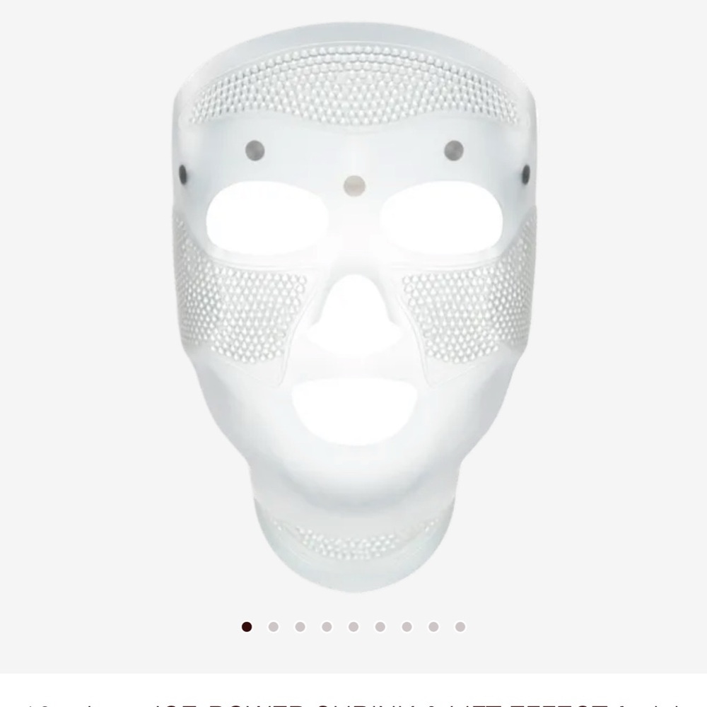 Charlotte Tilbury CRYO-RECOVERY FACE MASK FIRMER, SMOOTHER, LIFTED & REFINED
